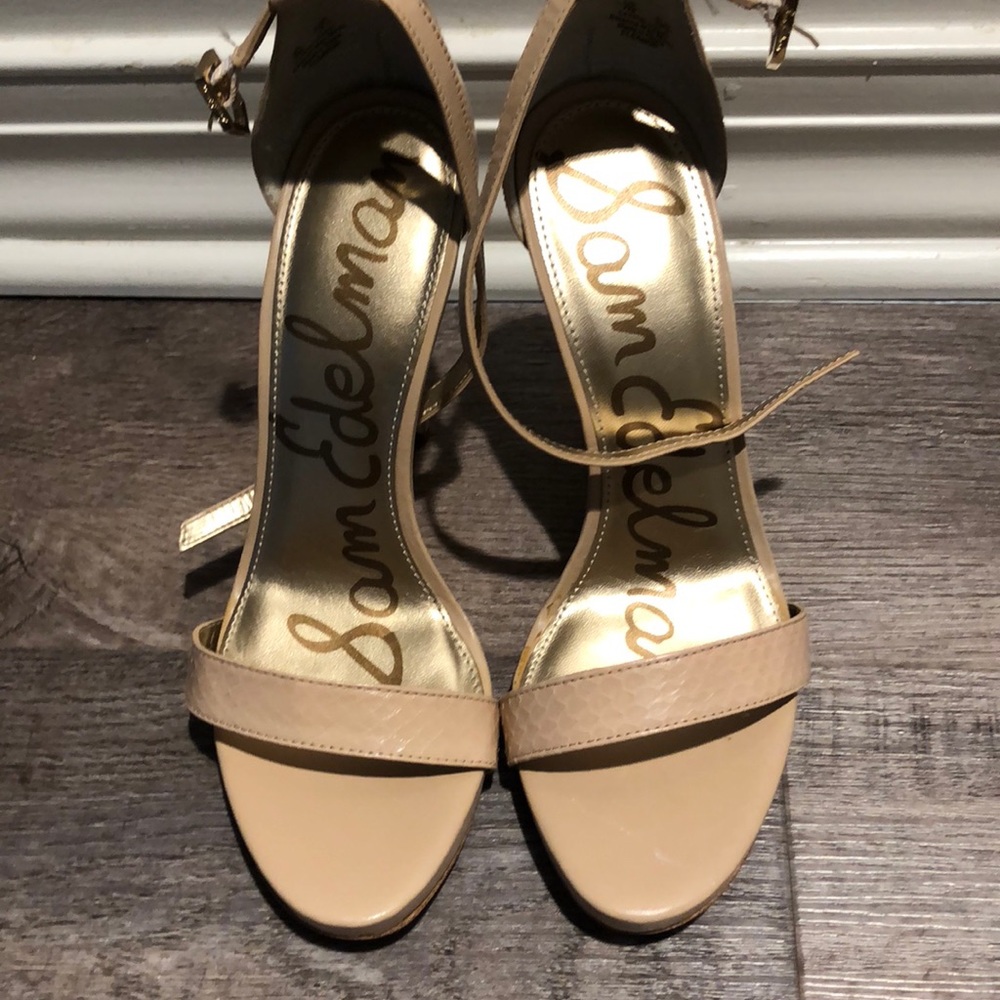 Sam Edelman Eleanor almond heels